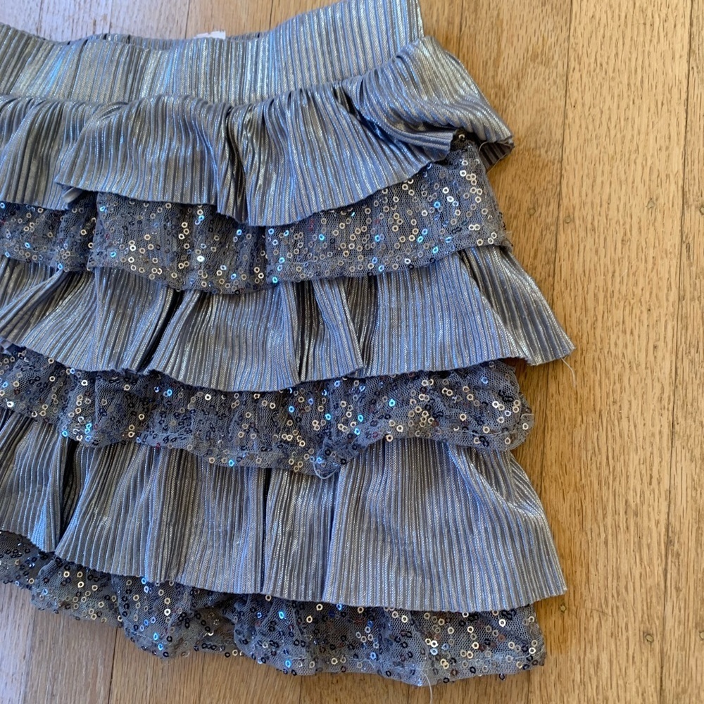 Girls size 10 sequin ruffle skirt silver - Picture 2 of 4